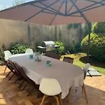 Holiday home Les Volets Bleus