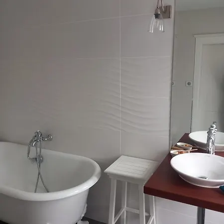 Les Volets Bleus Holiday home *