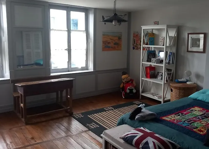 Semesterbostad Les Volets Bleus Gondrecourt-le-Château