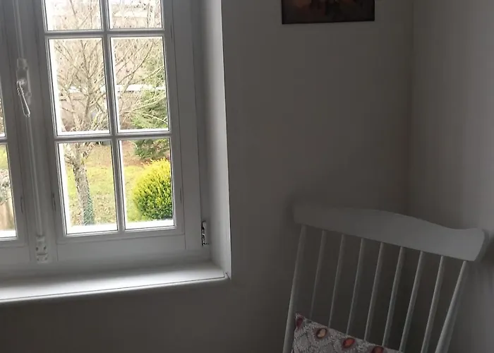 Semesterbostad Les Volets Bleus *