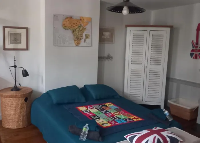 Les Volets Bleus Semesterbostad *